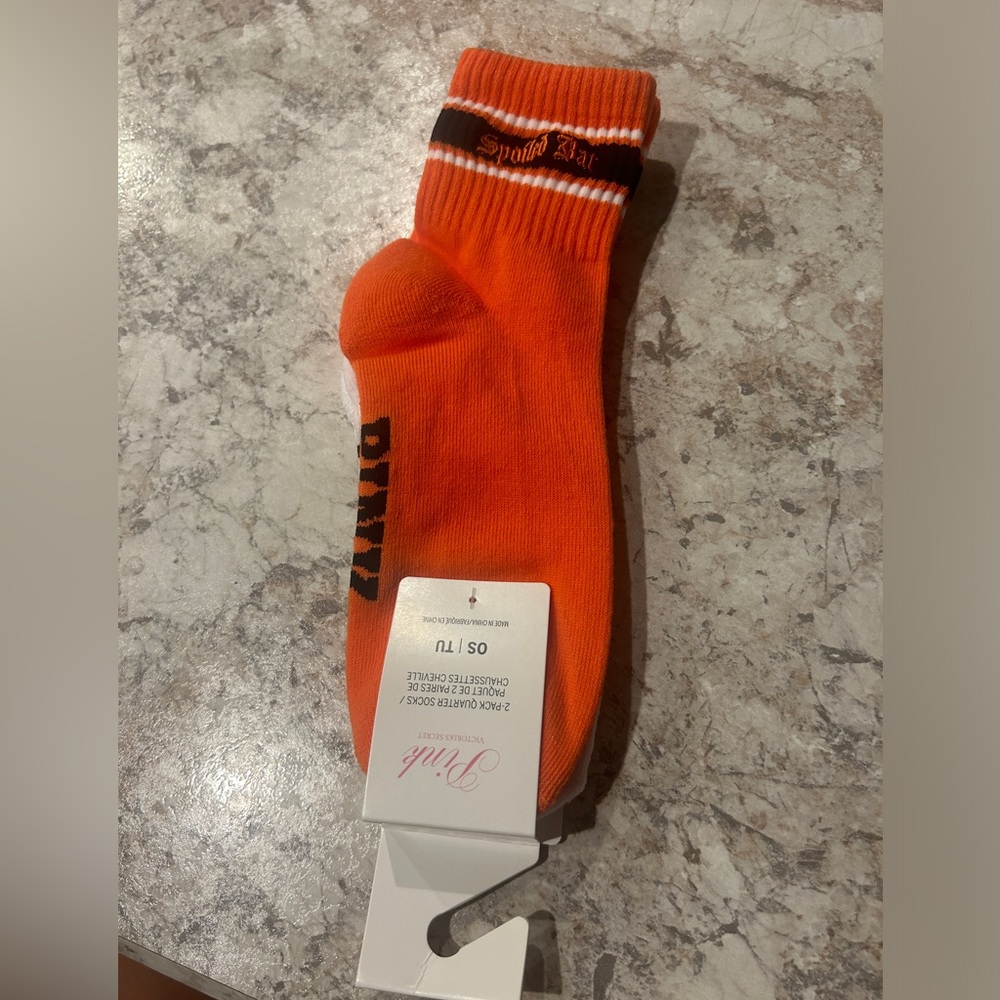 VS PINK Halloween Bat & Spoiled Bat 2-Pack Quarter Socks NEW - Picture 2 of 9